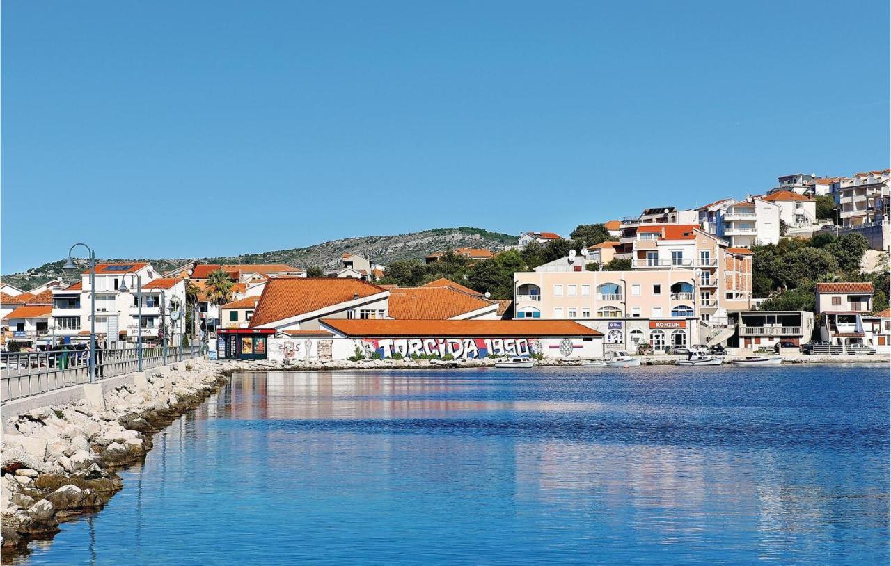 Beautiful Apartment In Rogoznica With Wifi Εξωτερικό φωτογραφία